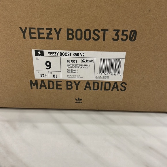 Men’s Yeezy Blue Tint 350. Size 9. - Picture 2 of 5